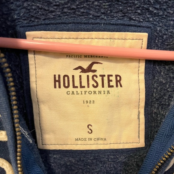 Blue Hollister hoodie sweatshirt size small - Picture 4 of 4
